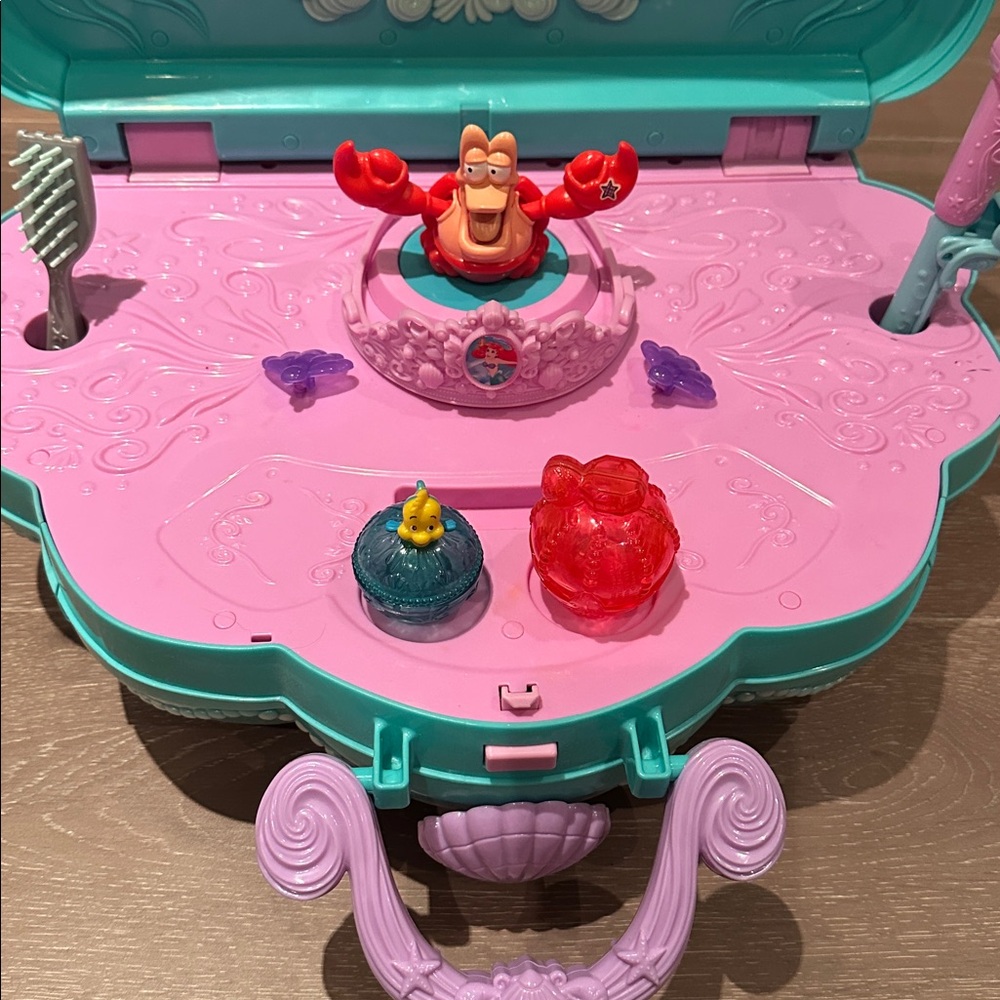 Disney Ariel Vanity Set - Picture 2 of 6